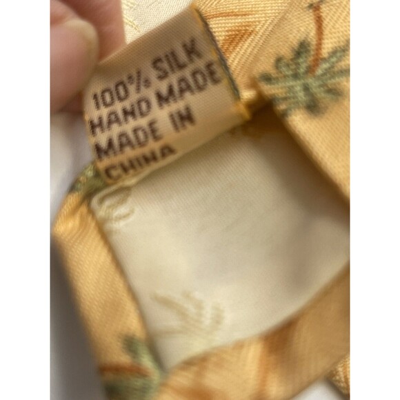 Tommy Bahama Tropical Palm Tree 100% Silk Peach Tie - Picture 6 of 7
